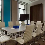 Отель Courtyard By Marriott