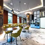 Courtyard By Marriott Отель Сараево