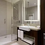Courtyard By Marriott Отель