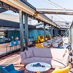 Courtyard By Marriott