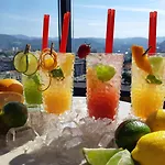 Courtyard By Marriott Отель