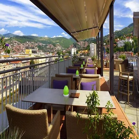 Courtyard By Marriott