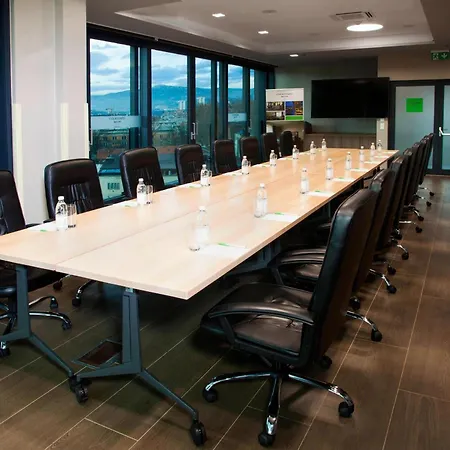 Courtyard By Marriott