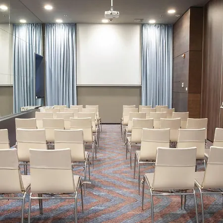 Courtyard By Marriott