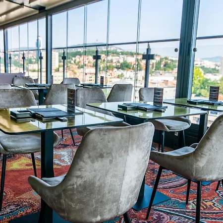 Hotel Courtyard By Marriott 4*