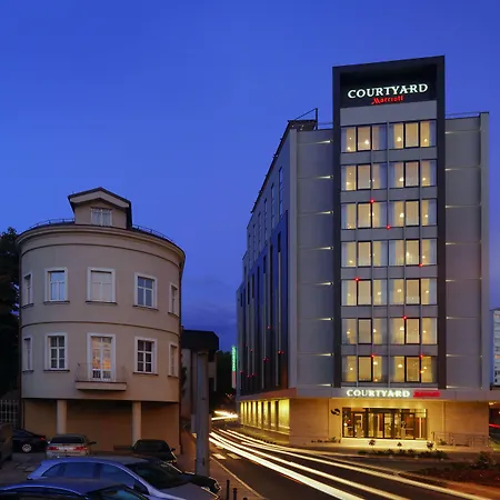 Courtyard By Marriott Hotel 4*