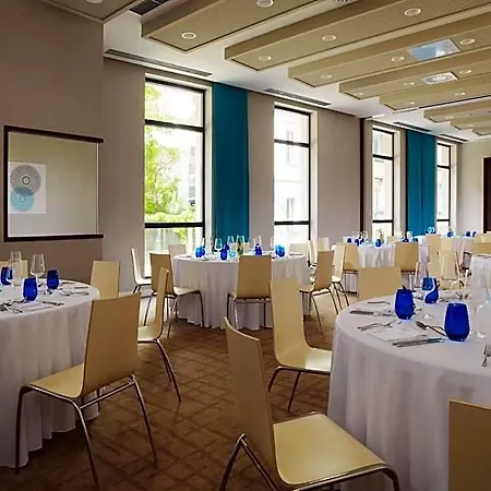 Hotel Courtyard By Marriott