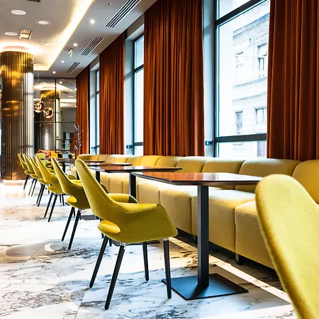 Courtyard By Marriott Hotel 4*