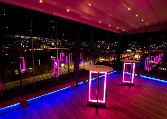 Courtyard By Marriott Hotel 4*