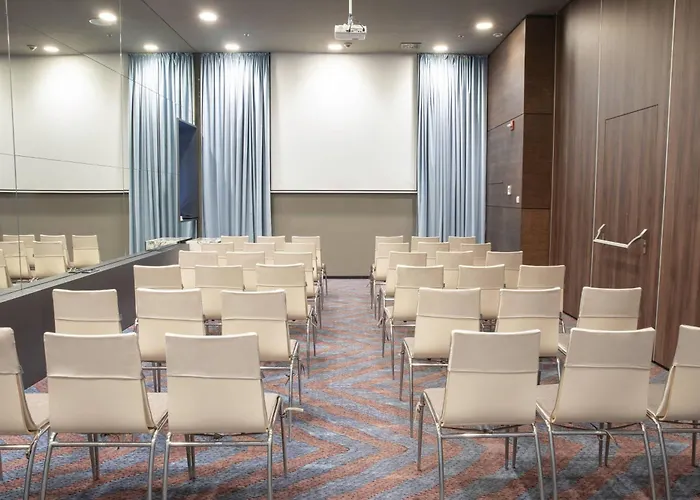 Courtyard By Marriott