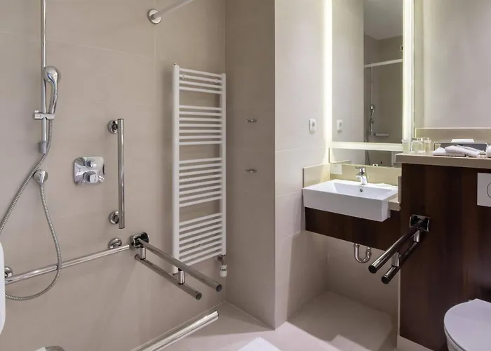 Courtyard By Marriott