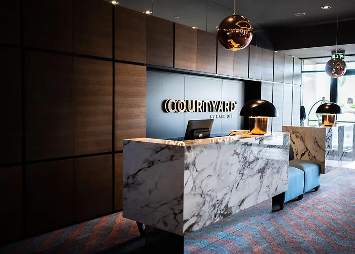 Courtyard By Marriott Hotel